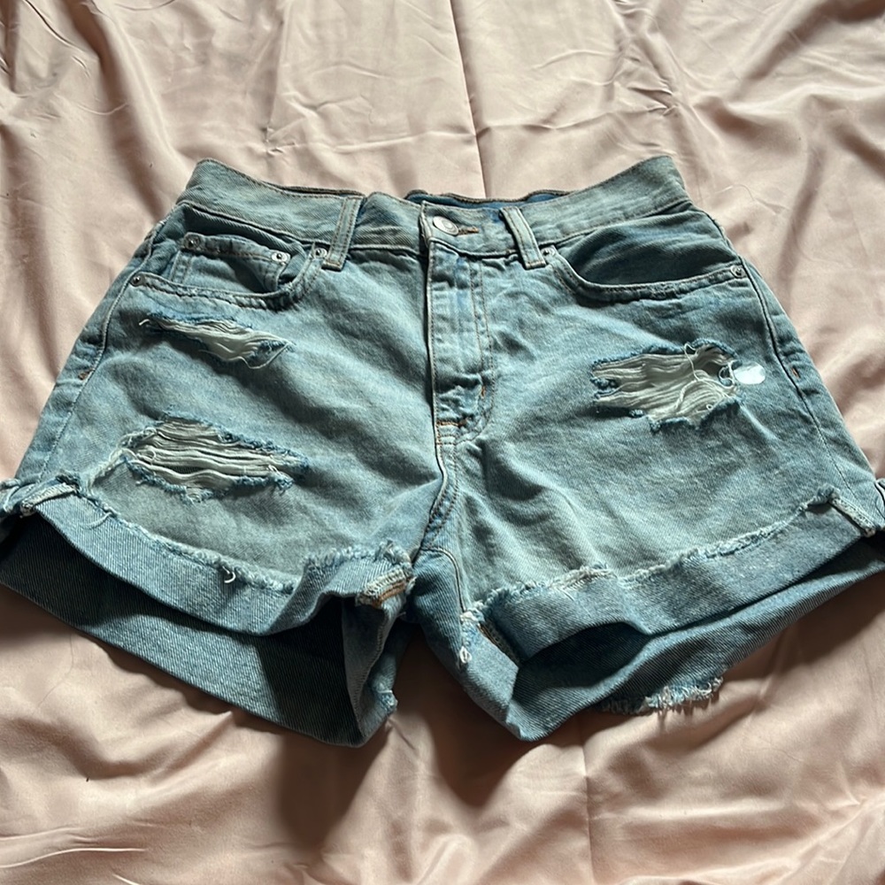 aero mom shorts